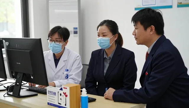 诊疗设备在日常使用中的维护要点分析